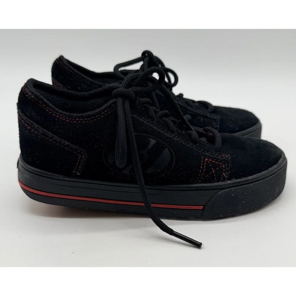 Heelys skate shoe